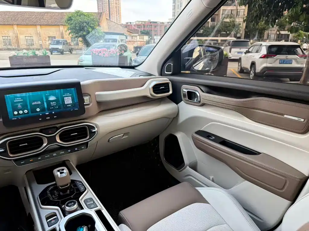 Geely Icon 2020 1.5TD i9 BSG