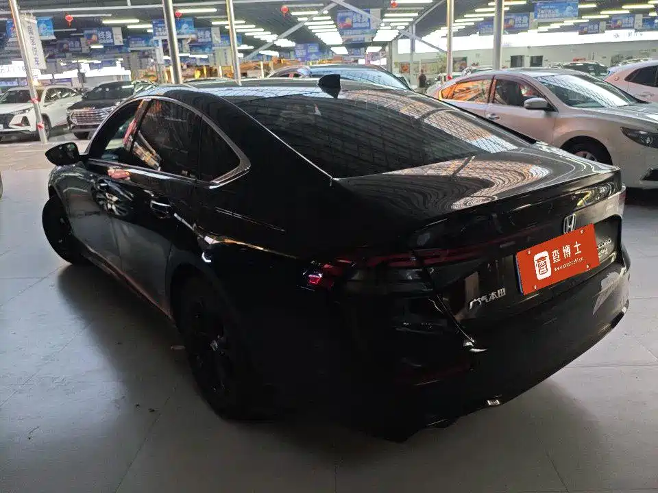 Honda Accord — миниатюра 6