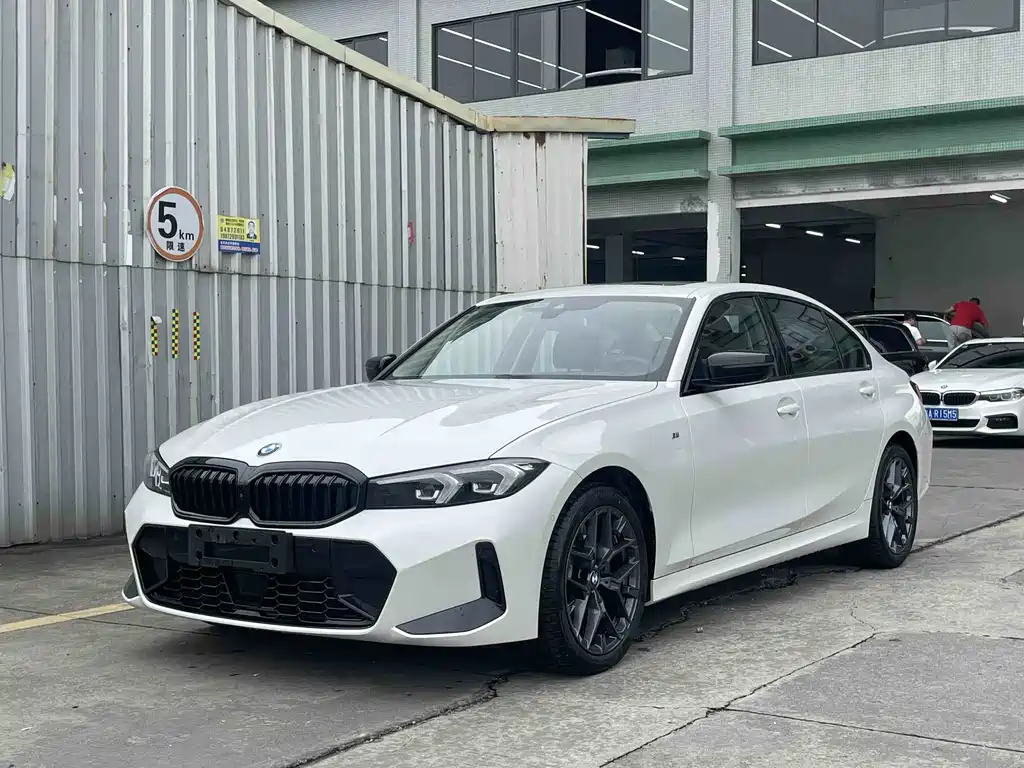 BMW 3 Series 2024