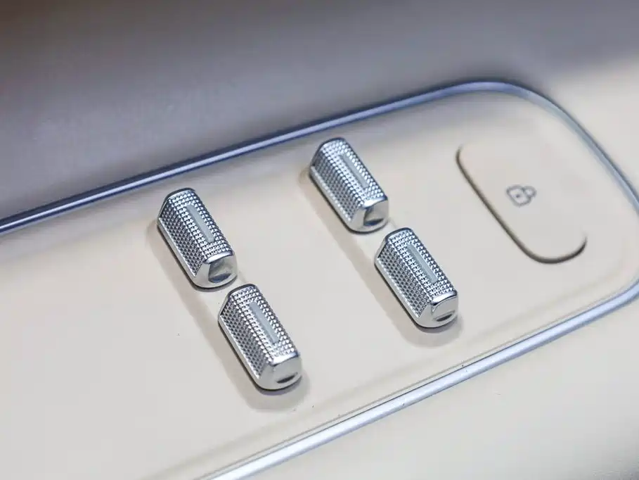 AITO AITO M9 — миниатюра 14