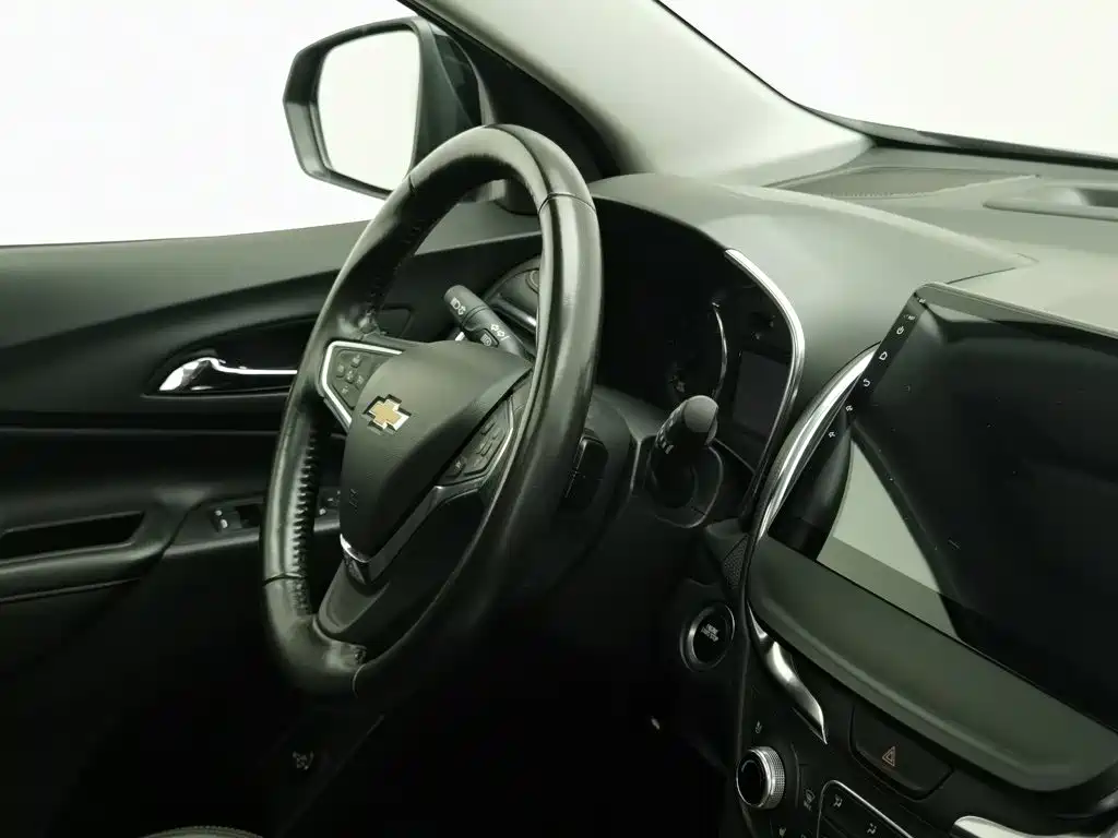 Chevrolet Equinox — миниатюра 22