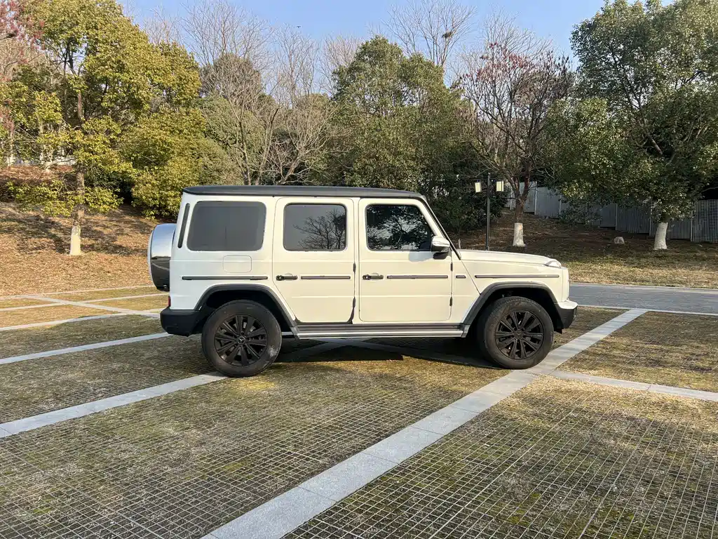 MERCEDES-BENZ G CLASS
