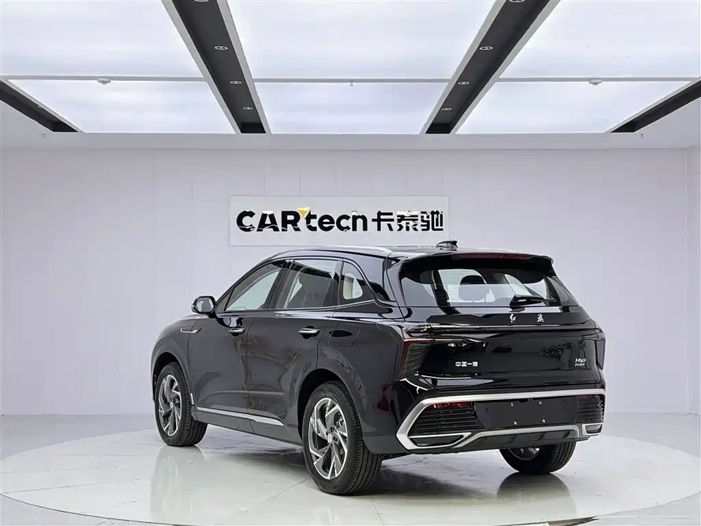 Hongqi HS3 PHEV 2024 115km