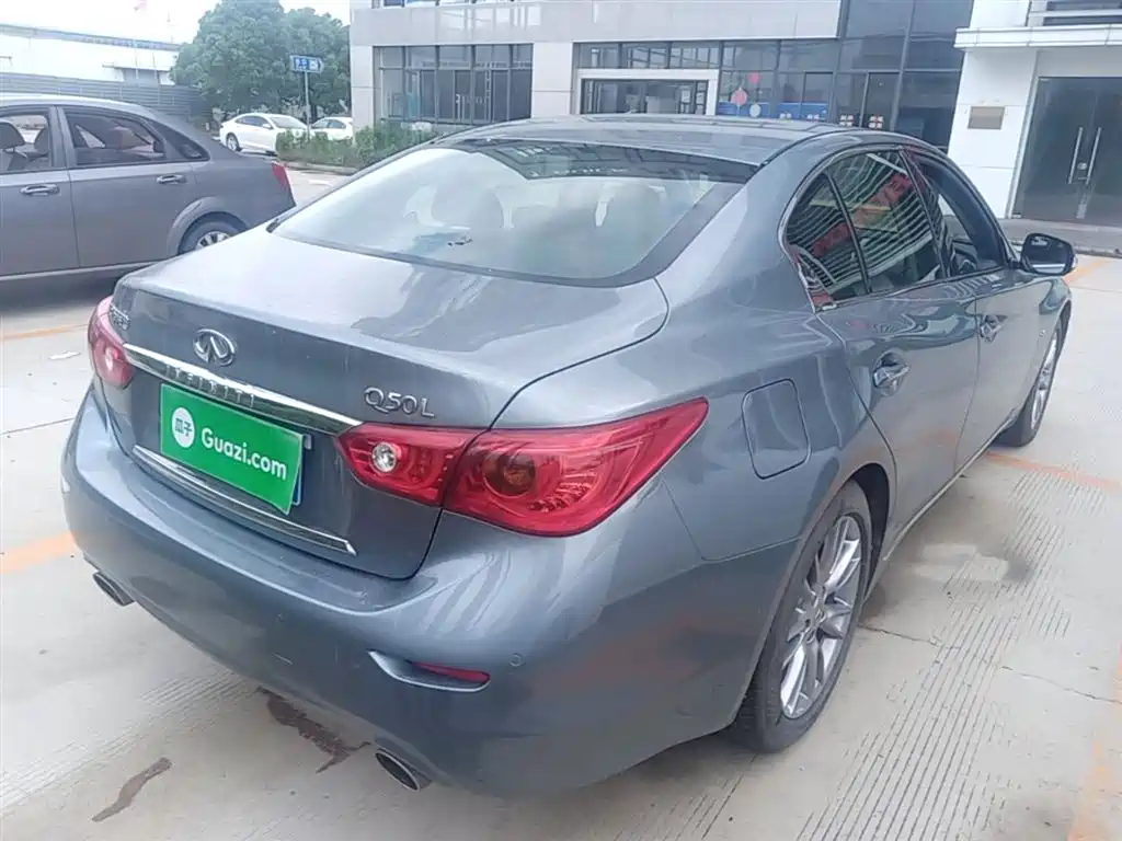 Infiniti Q50L 2016 2.0T Enjoy