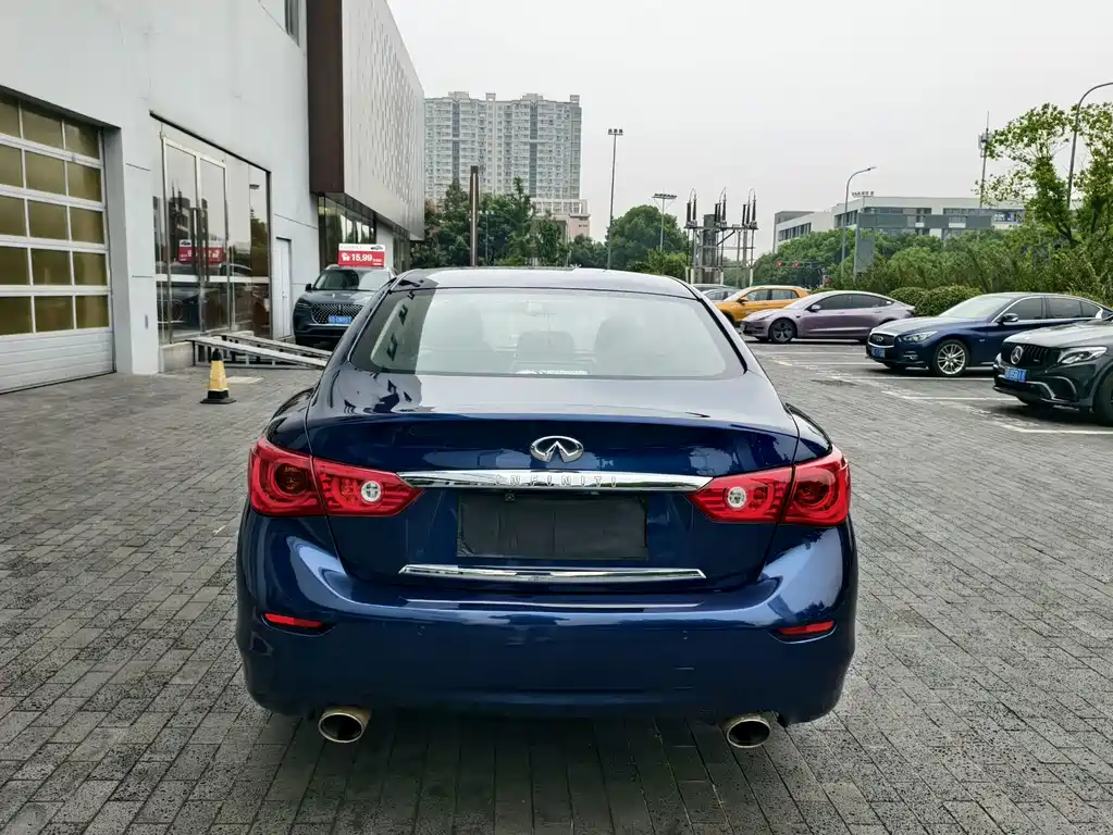 Infiniti Q50L — миниатюра 5