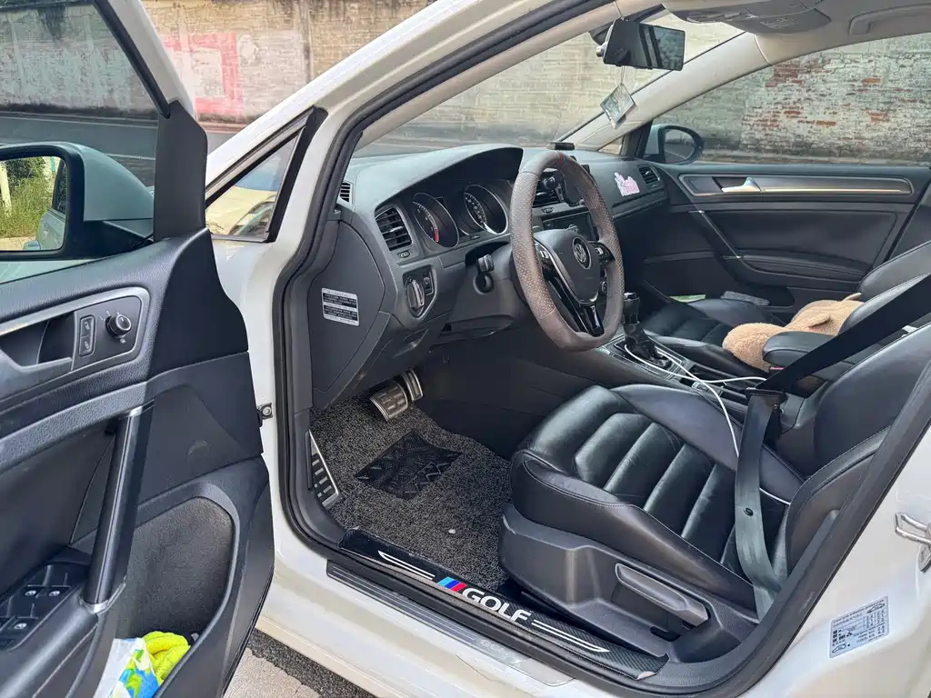 Volkswagen Golf — миниатюра 5