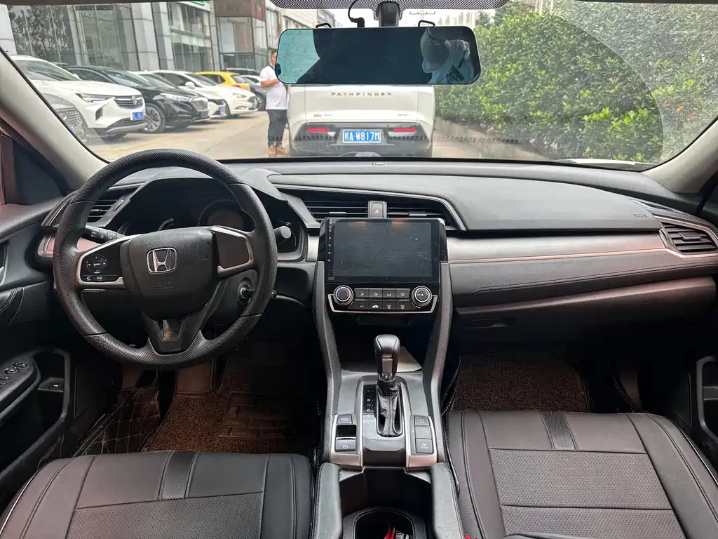 Honda Civic — миниатюра 7