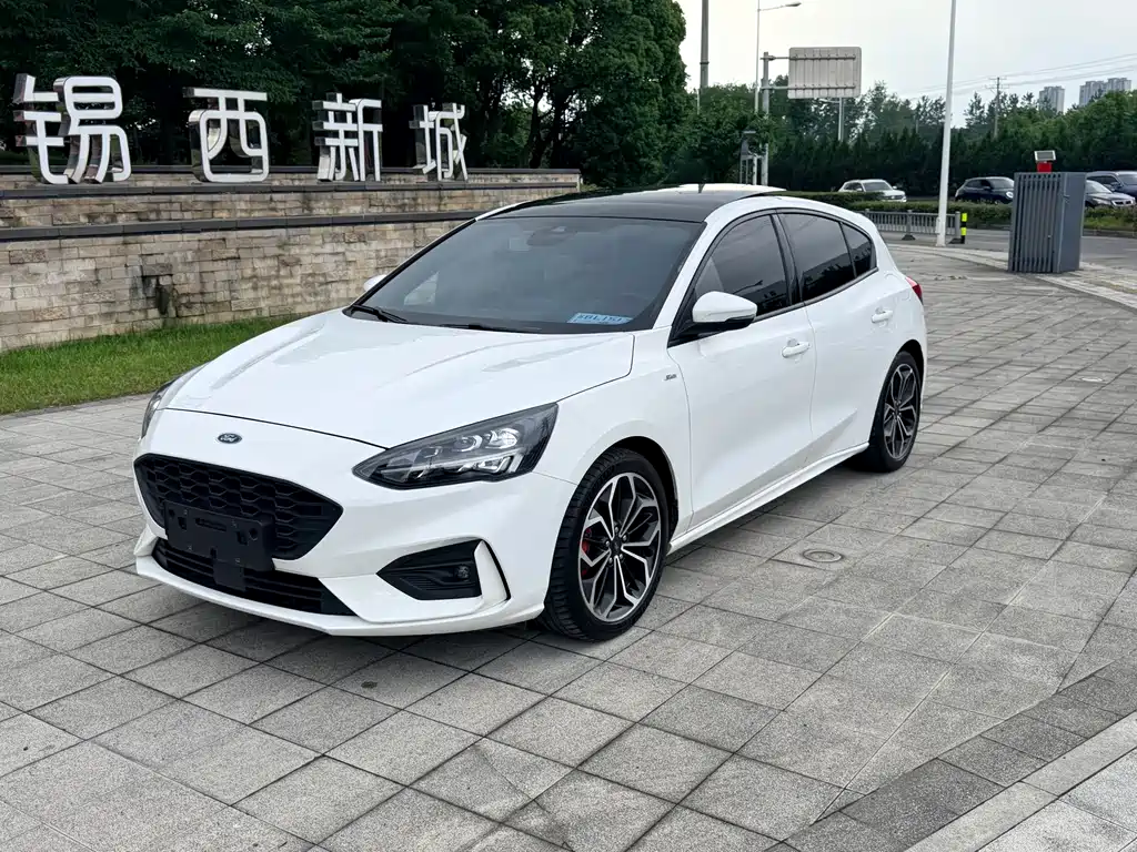Купить Ford Focus