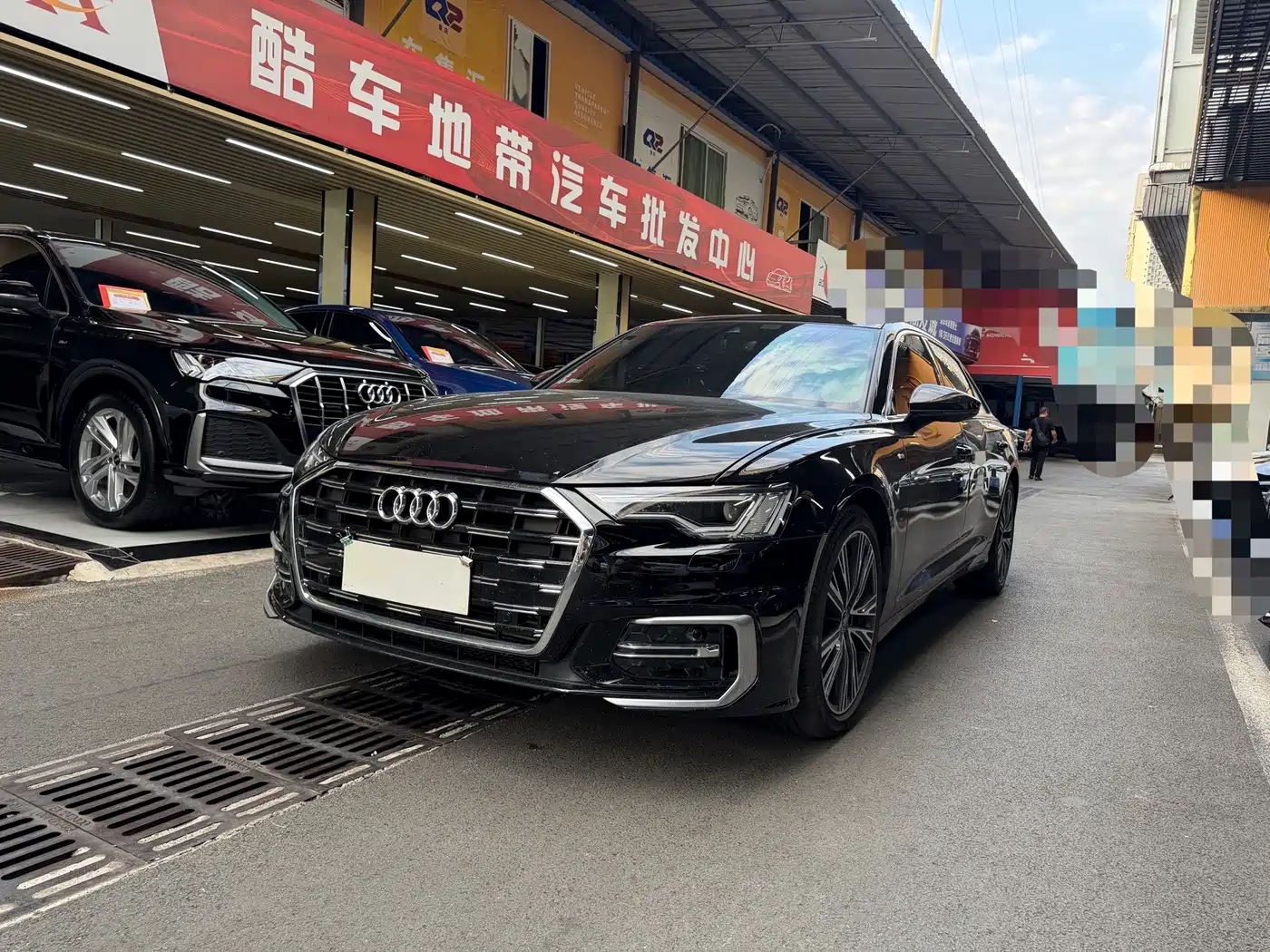 奥迪A6L 2024款 40 TFSI 豪华动感型 2024