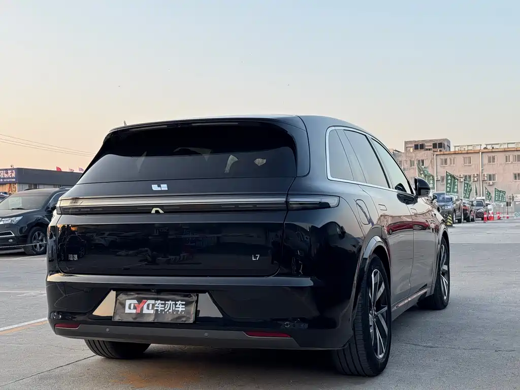Li Auto IDEAL L7