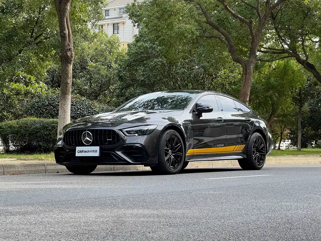 MERCEDES-BENZ AMG GT