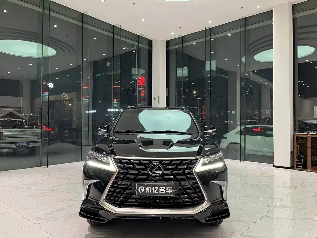 Lexus LX 2016 570