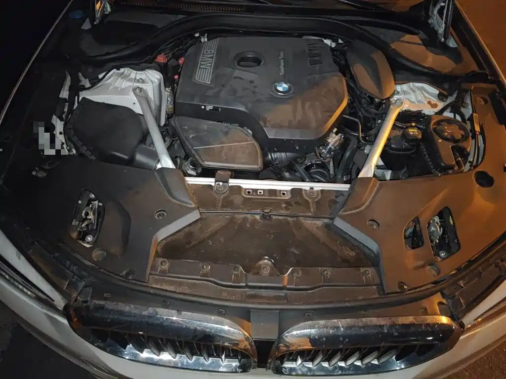 BMW 5 Series — миниатюра 16