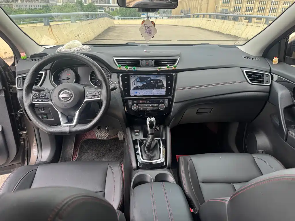 Nissan Qashqai — миниатюра 7
