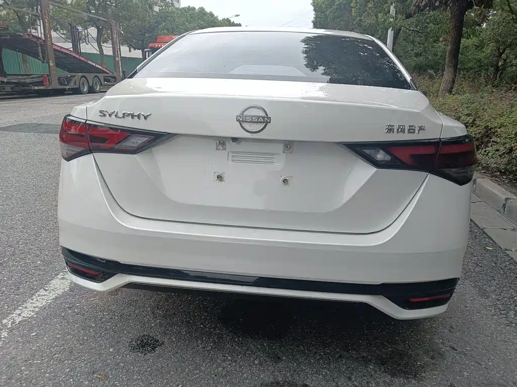 Nissan Sylphy — миниатюра 5