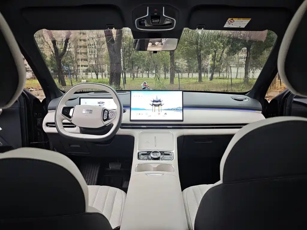 GEELY GALAXY GALAXY STARSHIP 7 EM I