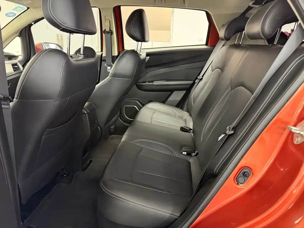 Geely Vision X3 — миниатюра 6