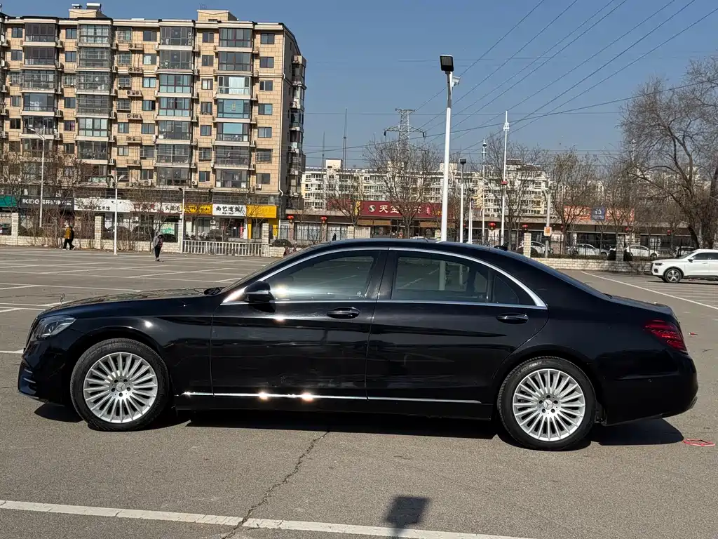 MERCEDES-BENZ S CLASS