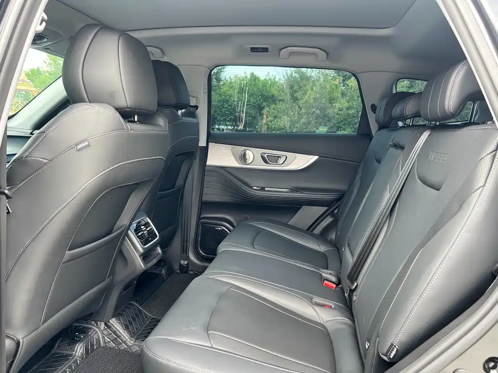 Chery 8 PLUS 2025 290TGDI DCT Luxury