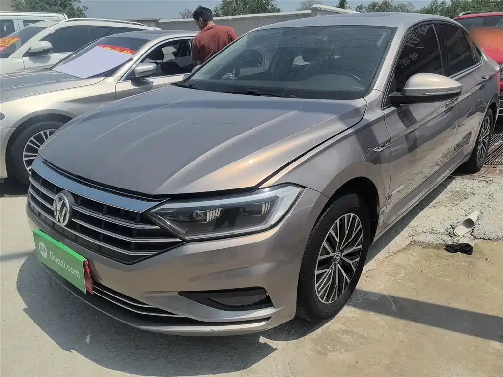 Volkswagen Sagitar 2021