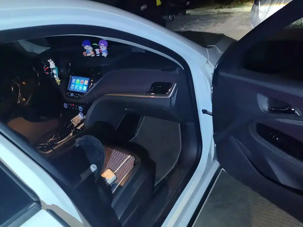 Chevrolet Malibu — миниатюра 20