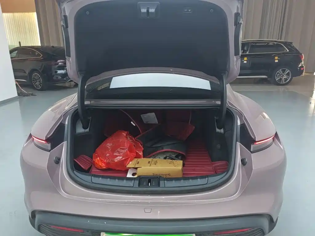 Porsche Taycan — фотографии объявления, Фото 20