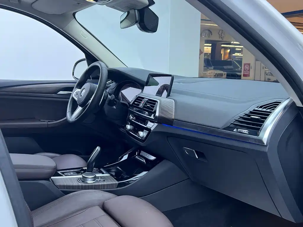BMW X3 — миниатюра 22