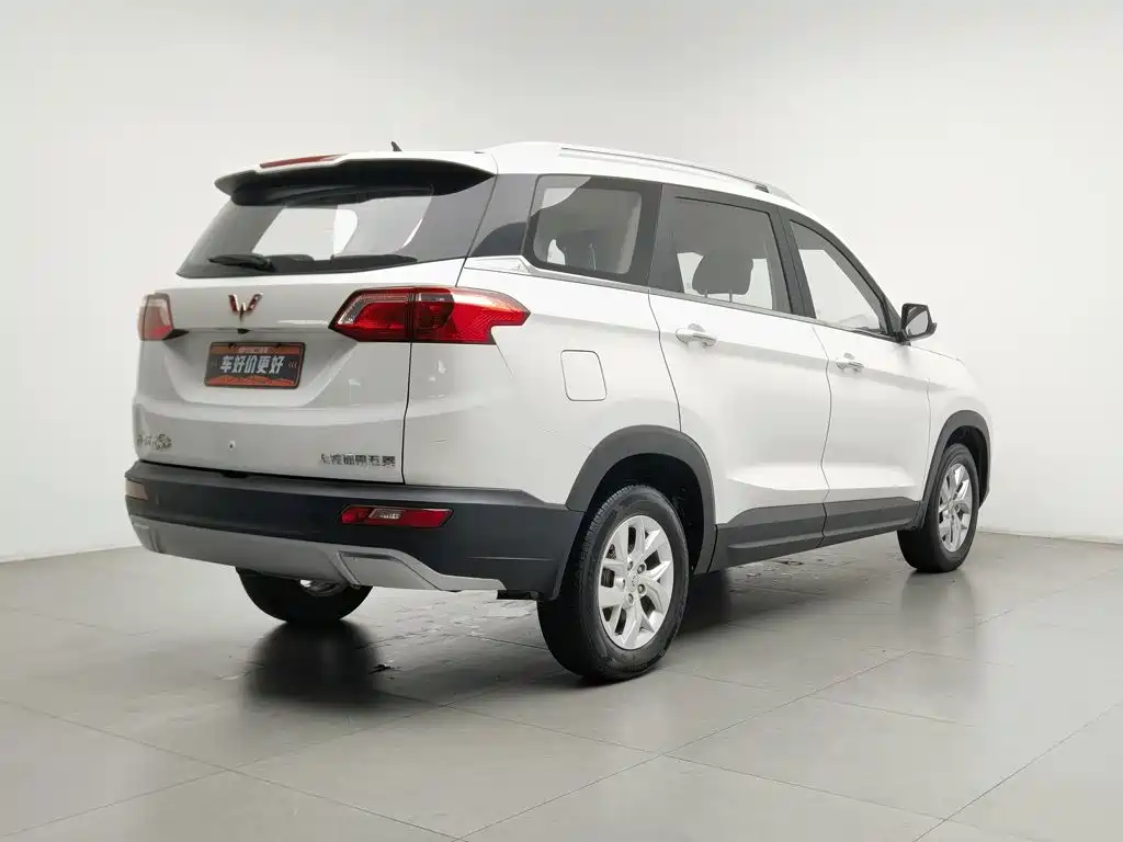 Wuling Hongguang S3 — миниатюра 2