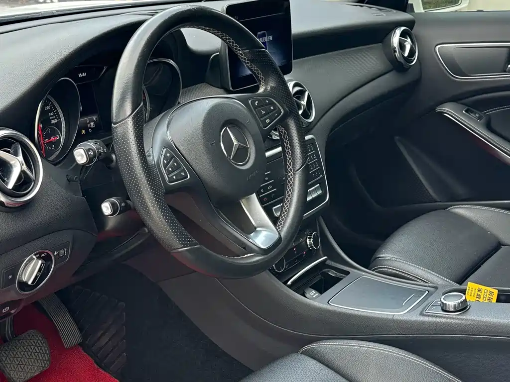 Mercedes-Benz GLA 2018 GLA 200