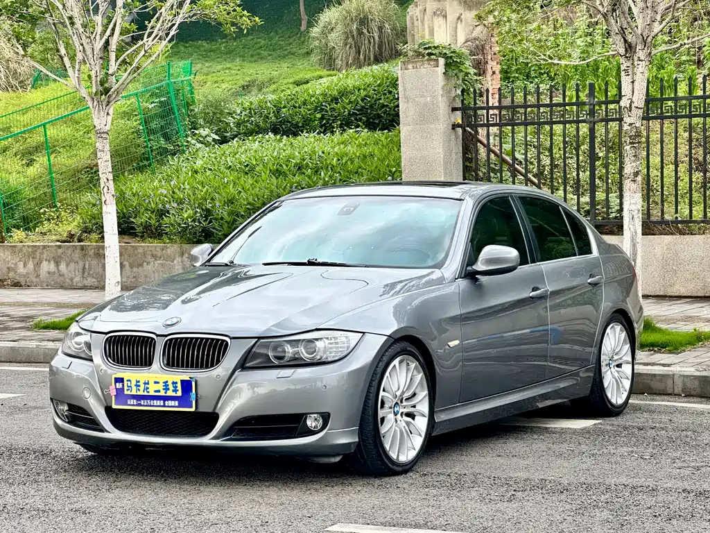 BMW 3 Series 2009