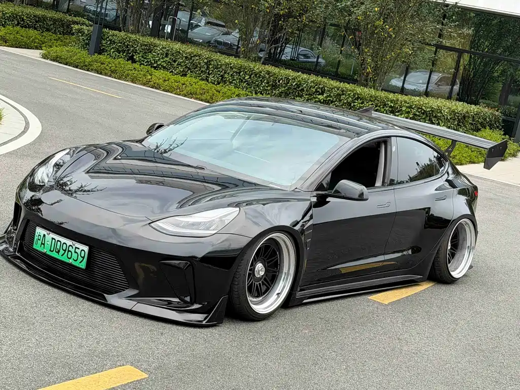 Tesla Model 3 2020 Facelift Standard Range RWD Upgrade Edition
