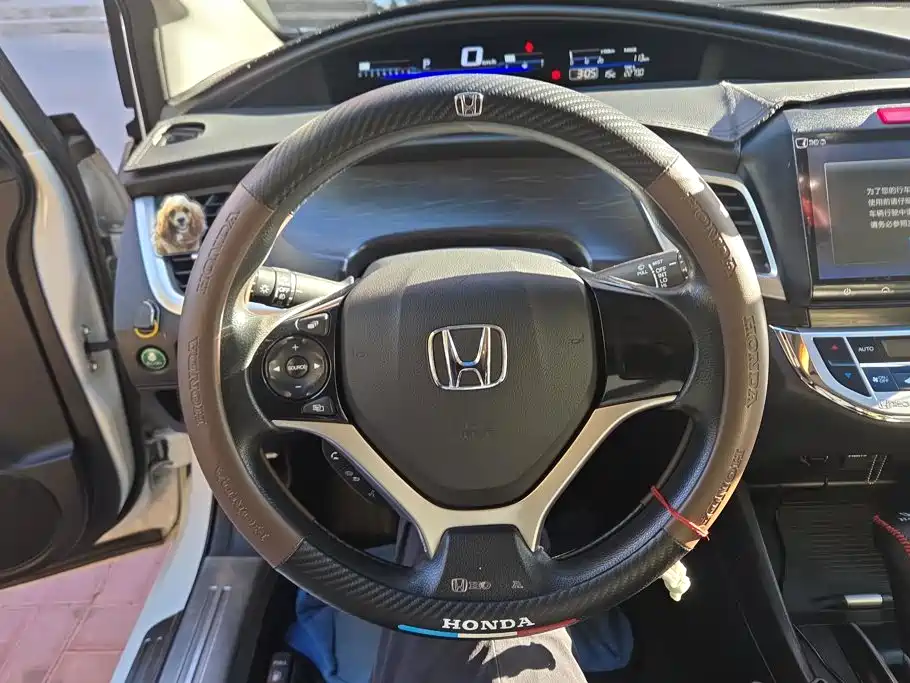 Honda Jade — миниатюра 15