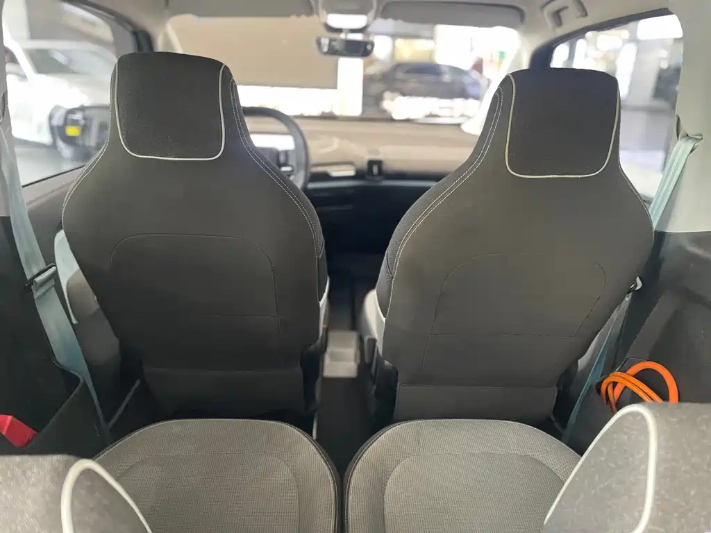 Baojun E300 — миниатюра 10