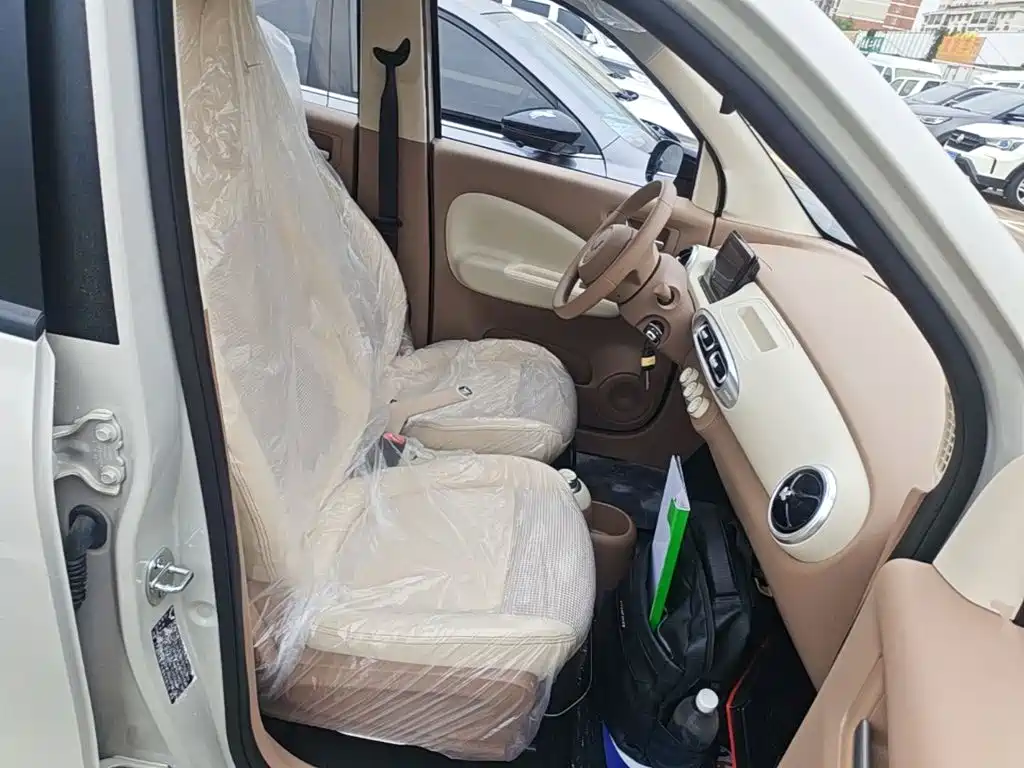 Wuling MINIEV — миниатюра 25