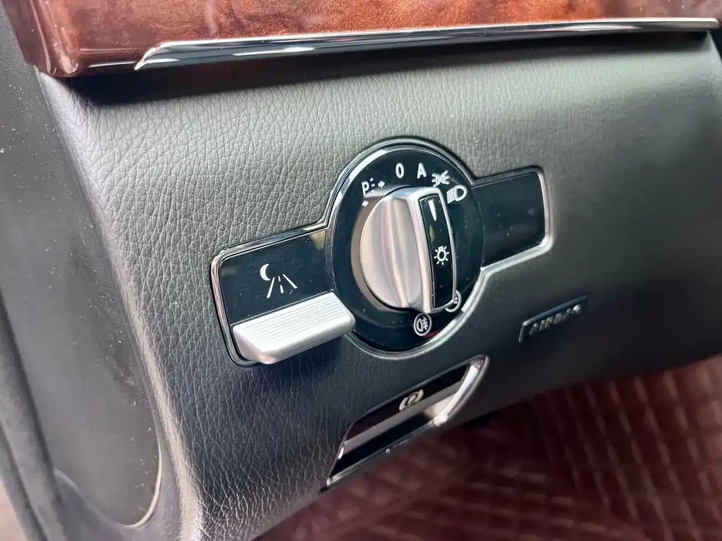 Mercedes-Benz S-Class — миниатюра 21