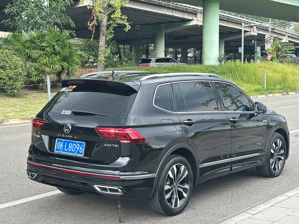 Volkswagen Tiguan L — миниатюра 4