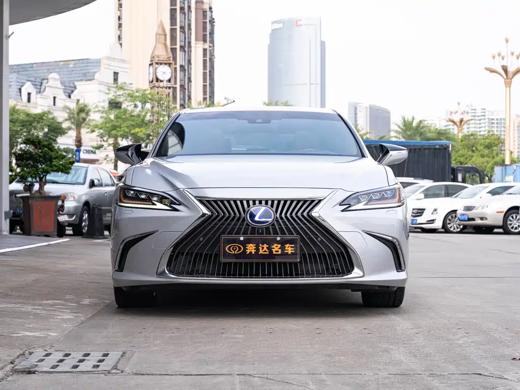 Lexus ES 2020 300h Executive