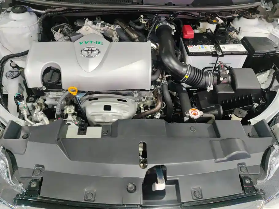 Toyota Yaris L — миниатюра 10