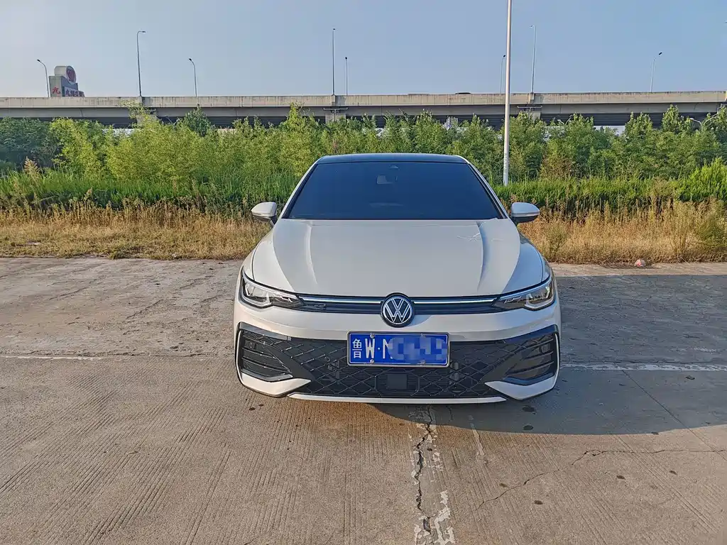 Volkswagen Golf — миниатюра 11