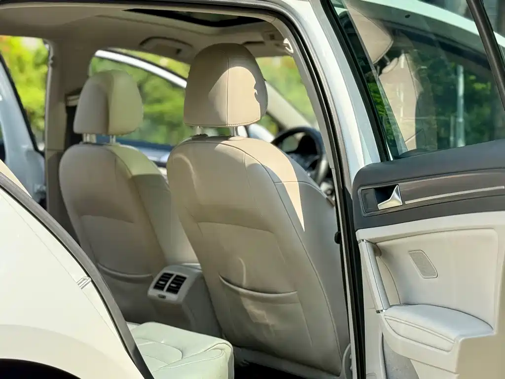 Volkswagen Golf — миниатюра 13