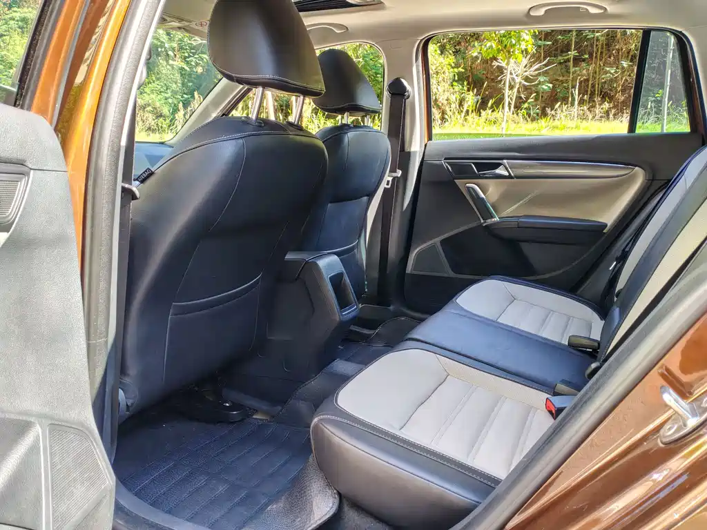 Volkswagen Cross Lavida — миниатюра 5