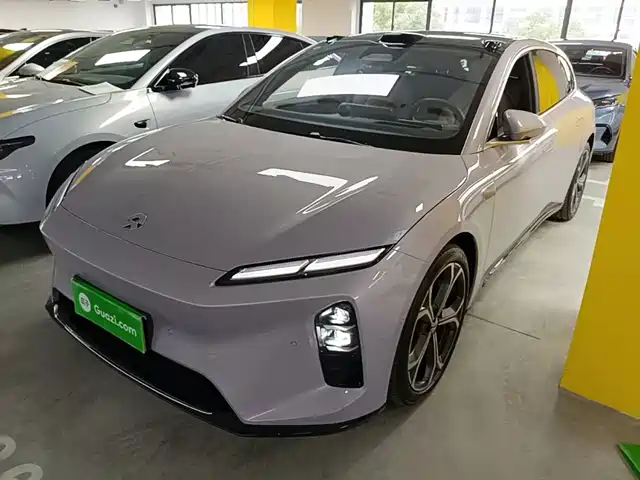 2025 Nio ET5