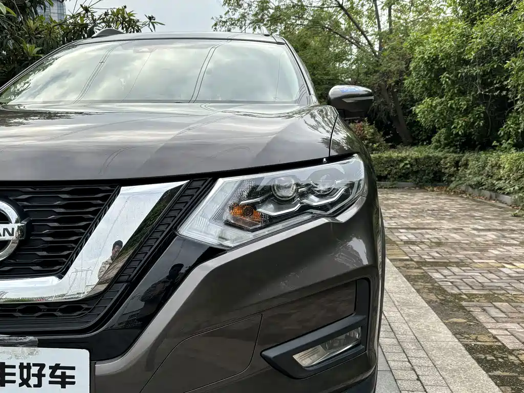 Nissan X-Trail — миниатюра 4