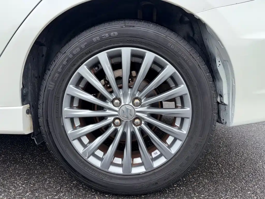Suzuki Alivio — миниатюра 16