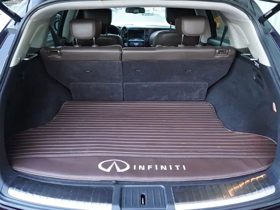 Infiniti FX — миниатюра 10