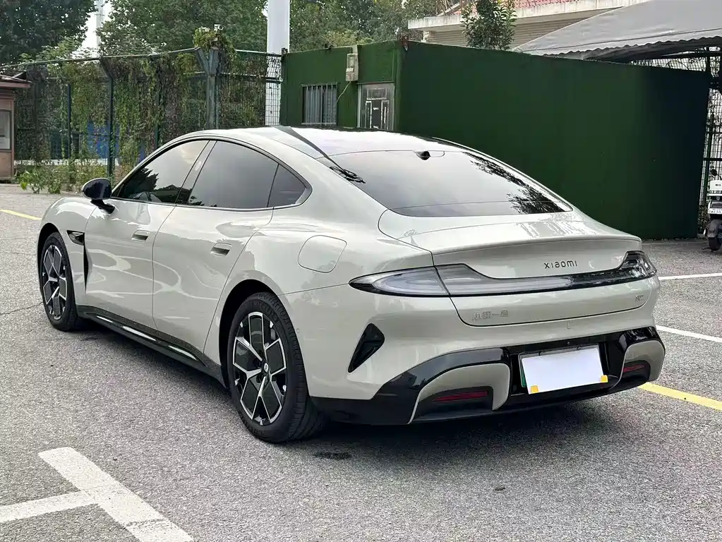 XIAOMI CAR XIAOMI SU7