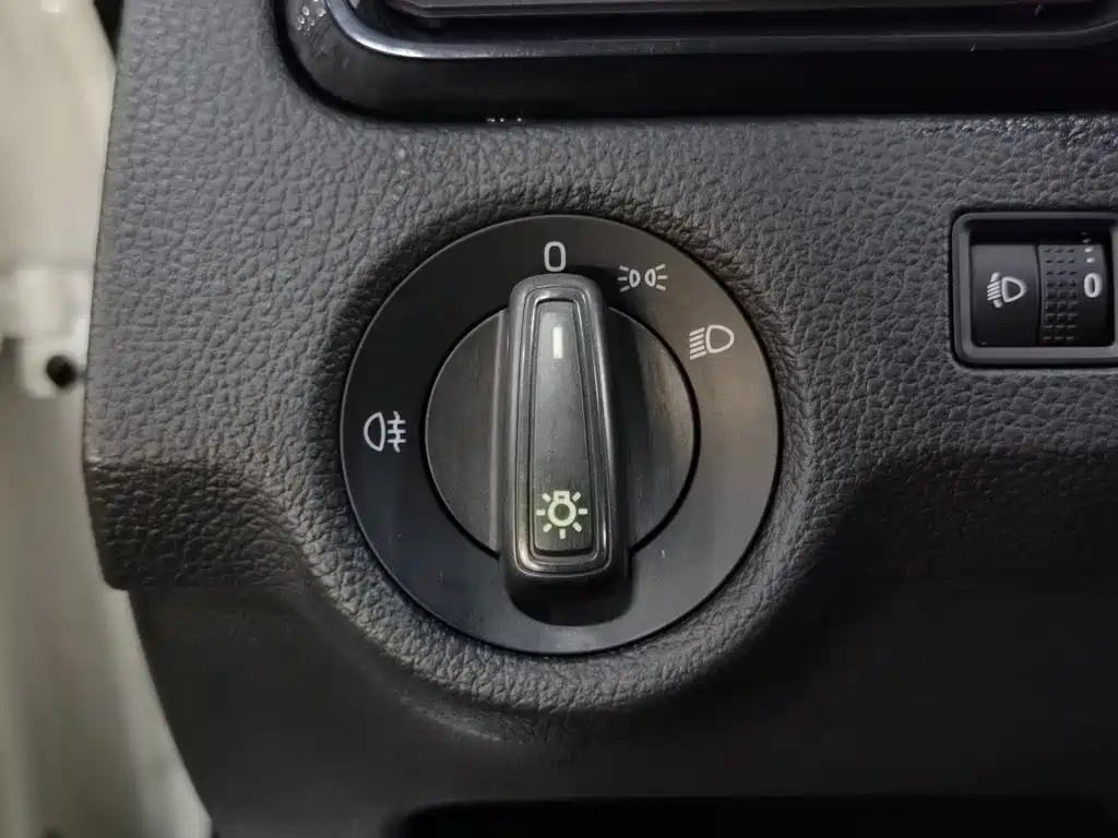 Skoda Rapid — миниатюра 20