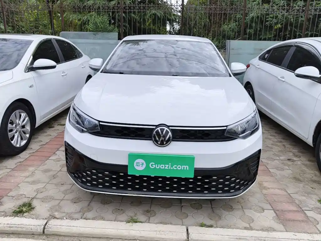 Volkswagen Lavida — миниатюра 3