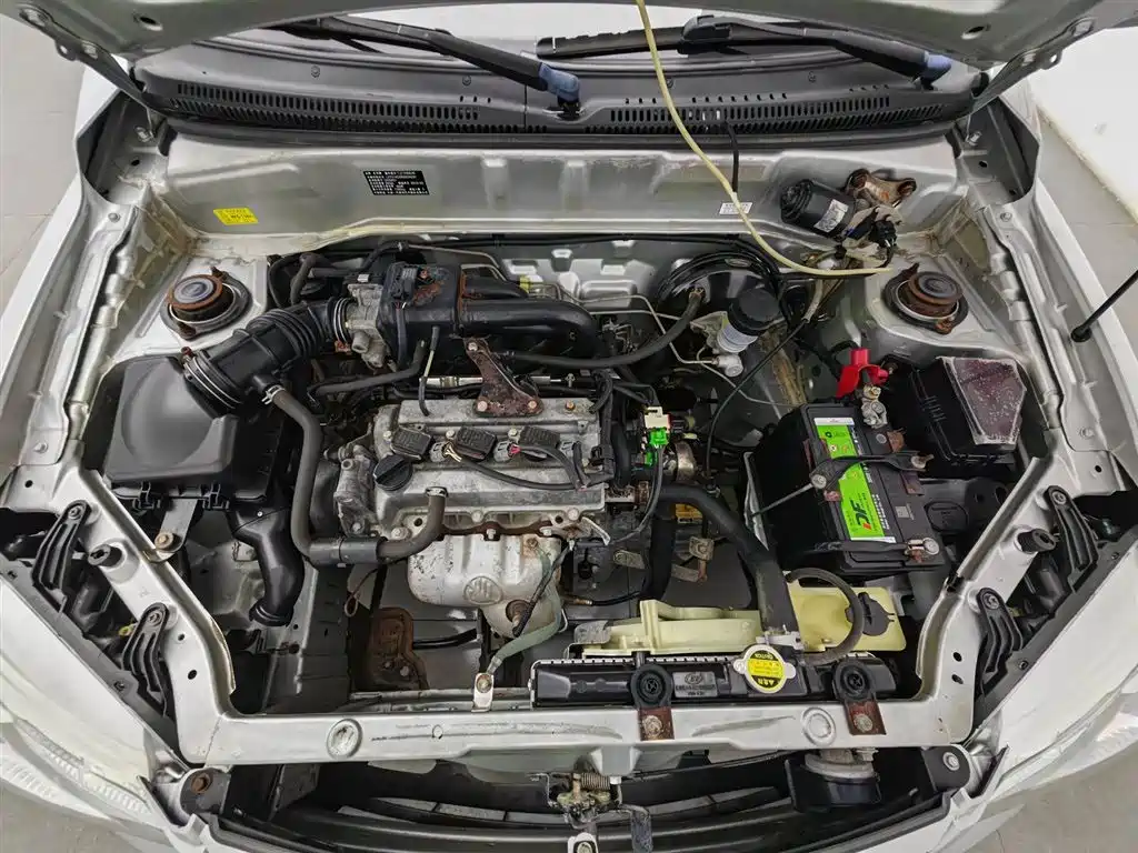 BYD Xia N5 N5 2014 1.0L MT