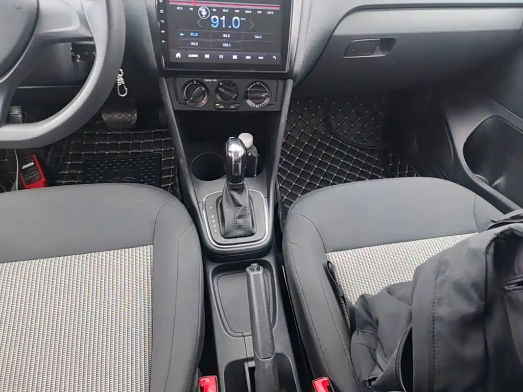 Volkswagen Polo — миниатюра 14